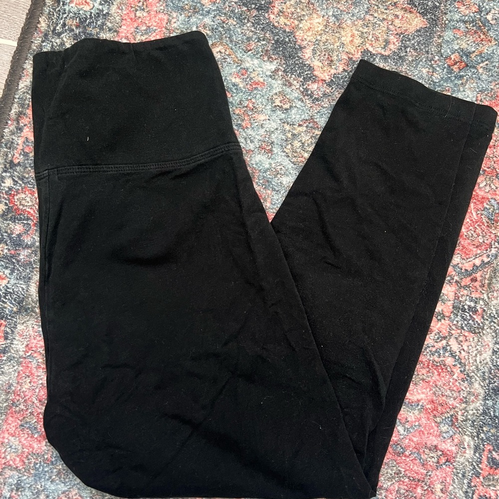 Black High-Waisted 7/8 Leggings